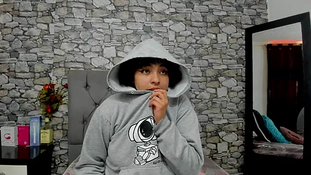 miku katsuragi online show from October 2025 08:29:01 PM