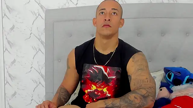 luigiferrara online show from October 2025 04:40:02 PM