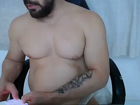 Snapshot of Apollo_21 chatting on December 2025 01:00:01 AM Apollo 21 online show from December 2025 01:00:01 AM