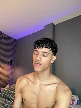 Snapshot of Busterspinter chatting on February 2025 08:01:01 AM Busterspinter online show from February 2025 08:01:01 AM