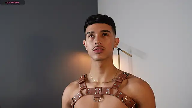 Snapshot of Busterspinter chatting on October 2025 04:30:02 PM Busterspinter online show from October 2025 04:30:02 PM