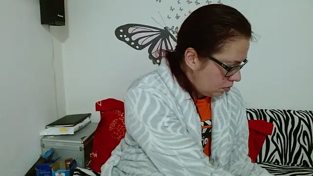 LadyHellene online show from January 2026 05:13:02 AM