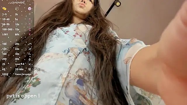 Snapshot of sailorrmoon chatting on May 2026 01:57:02 AM sailorrmoon online show from May 2026 01:57:02 AM