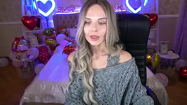 KiraGrayy online show from February 2025 05:09:02 PM