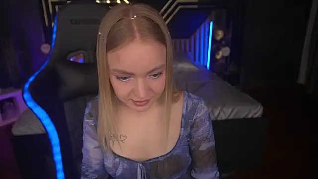 EmilySunshineS online show from March 2025 09:31:02 PM