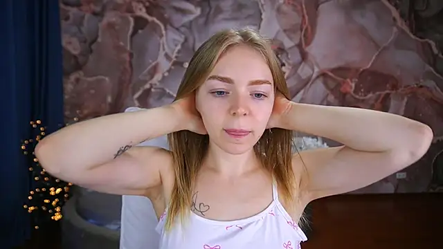 EmilySunshineS online show from September 2025 01:46:01 PM