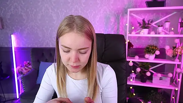 EmilySunshineS online show from October 2025 07:04:02 AM