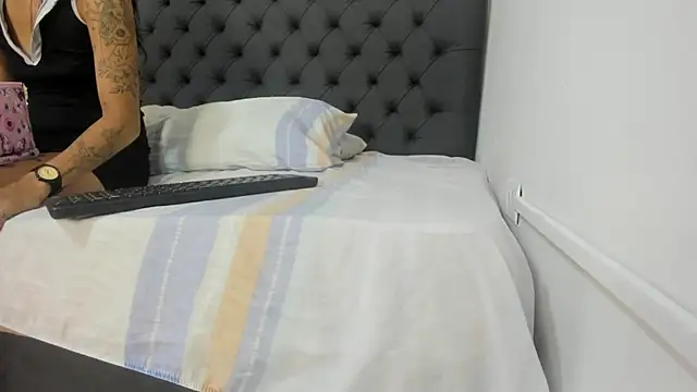  candy jade  online show from May 2026 12:35:01 PM