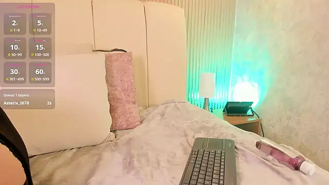 marie miller  online show from May 2026 01:12:02 AM