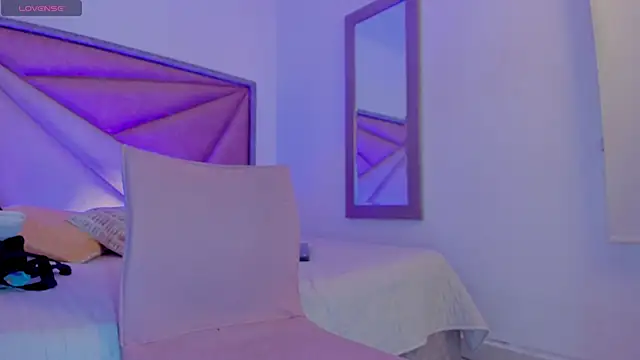 GiaFu online show from April 2026 08:57:02 PM