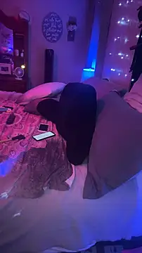 Snapshot of Dani_Dragon69 chatting on December 2024 10:18:01 AM Dani Dragon69 online show from December 2024 10:18:01 AM