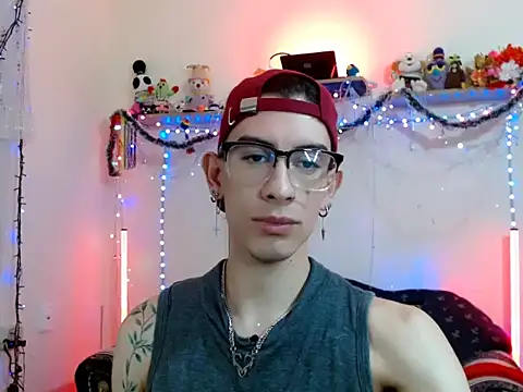 Snapshot of Yedrix chatting on December 2024 04:01:02 AM Yedrix online show from December 2024 04:01:02 AM