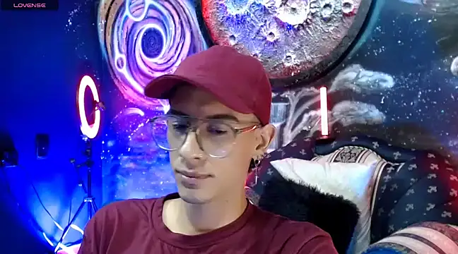 Snapshot of Yedrix chatting on February 2025 03:23:01 AM Yedrix online show from February 2025 03:23:01 AM