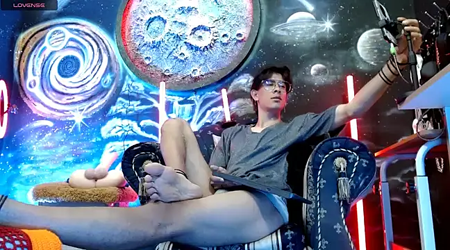 Snapshot of Yedrix chatting on February 2025 02:03:02 AM Yedrix online show from February 2025 02:03:02 AM