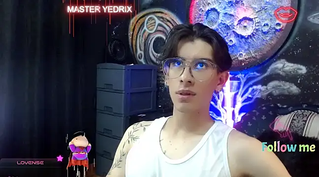 Snapshot of Yedrix chatting on March 2025 01:46:01 AM Yedrix online show from March 2025 01:46:01 AM