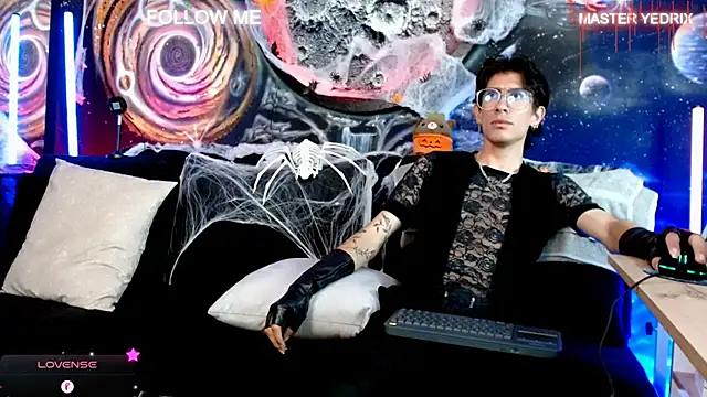 Snapshot of Yedrix chatting on October 2025 02:52:01 AM Yedrix online show from October 2025 02:52:01 AM