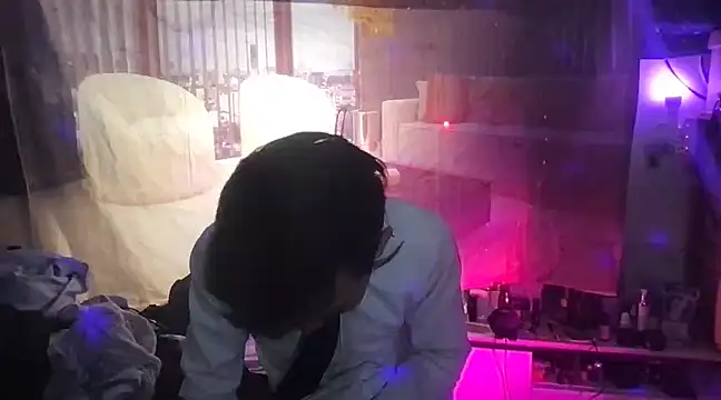 ex199212 online show from March 2025 03:23:02 AM