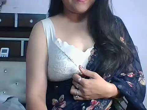 santurmom online show from April 2026 06:35:01 PM