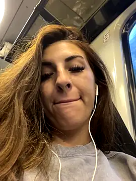 Snapshot of SashaBelle_ chatting on October 2025 04:53:02 AM SashaBelle online show from October 2025 04:53:02 AM