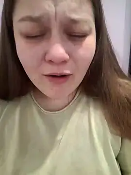 Snapshot of Molly_Greyy chatting on December 2024 07:43:01 AM Molly Greyy online show from December 2024 07:43:01 AM