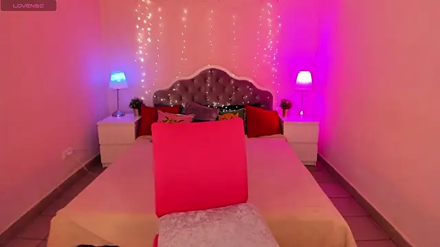 Snapshot of Aria69Stars chatting on February 2025 01:22:01 AM Aria69Stars online show from February 2025 01:22:01 AM