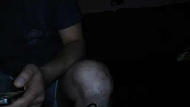 Snapshot of WilloGirl chatting on March 2025 04:27:01 AM WilloGirl online show from March 2025 04:27:01 AM