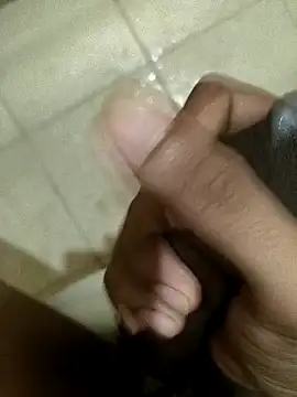 Snapshot of naughtiestdaddy chatting on January 2026 06:33:01 PM naughtiestdaddy online show from January 2026 06:33:01 PM