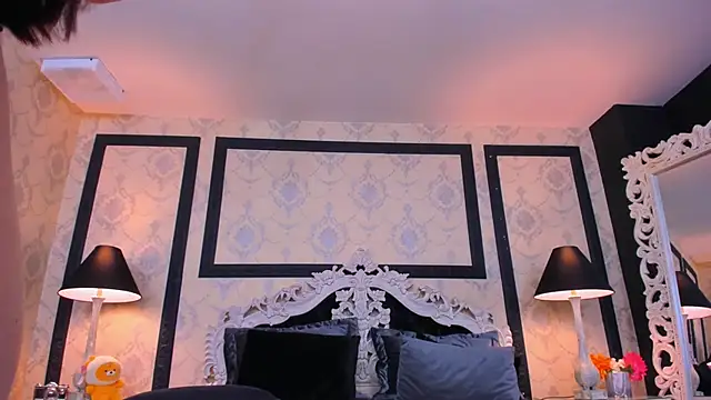 ImSophiie online show from January 2025 09:08:02 PM