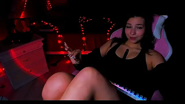 Snapshot of Beg_me_now chatting on December 2024 03:46:01 PM Beg me now online show from December 2024 03:46:01 PM