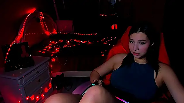 Snapshot of Beg_me_now chatting on January 2025 02:14:01 PM Beg me now online show from January 2025 02:14:01 PM