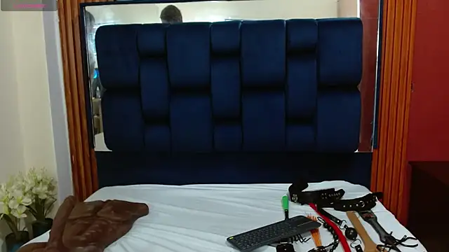 Snapshot of ValentinaThomas chatting on February 2025 07:27:02 PM ValentinaThomas online show from February 2025 07:27:02 PM