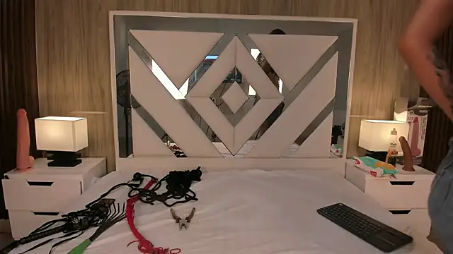 Snapshot of ValentinaThomas chatting on October 2025 07:12:02 PM ValentinaThomas online show from October 2025 07:12:02 PM