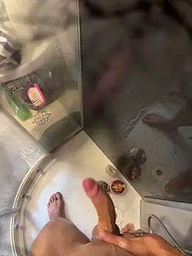 Snapshot of lescro95_ chatting on October 2025 02:25:02 PM lescro95 online show from October 2025 02:25:02 PM