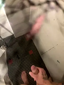 Snapshot of lescro95_ chatting on November 2025 12:59:01 PM lescro95 online show from November 2025 12:59:01 PM