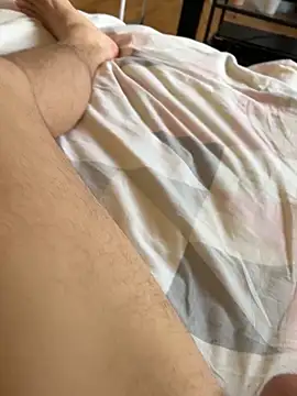 Snapshot of lescro95_ chatting on March 2026 01:16:02 PM lescro95 online show from March 2026 01:16:02 PM