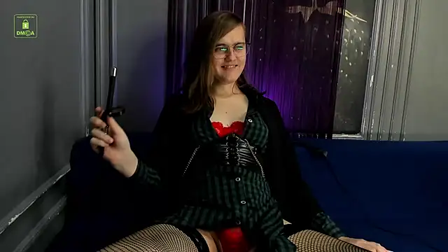 YukoFanee online show from December 2024 03:42:02 PM