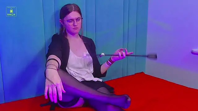 YukoFanee online show from January 2025 03:33:01 PM