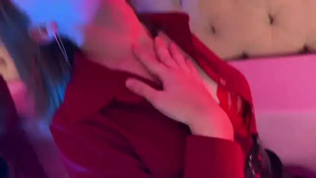 YukoFanee online show from February 2025 07:26:01 PM