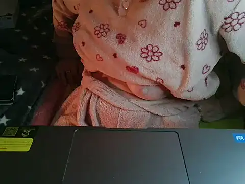 VeneRed online show from March 2026 08:59:01 PM