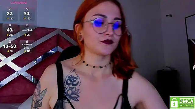 Snapshot of madame_ibby chatting on January 2025 10:53:02 PM madame ibby online show from January 2025 10:53:02 PM