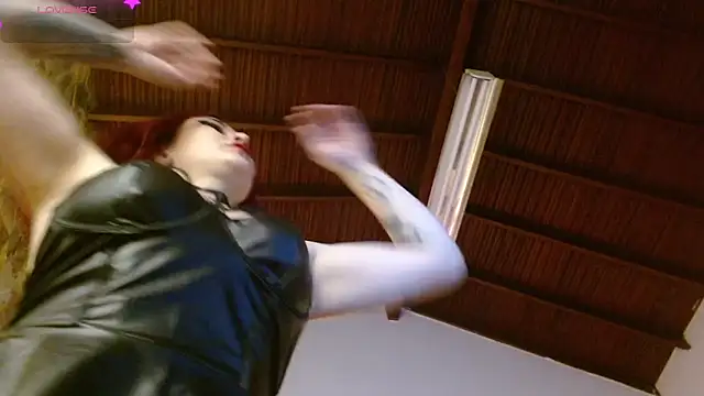 Snapshot of madame_ibby chatting on October 2025 01:34:02 PM madame ibby online show from October 2025 01:34:02 PM