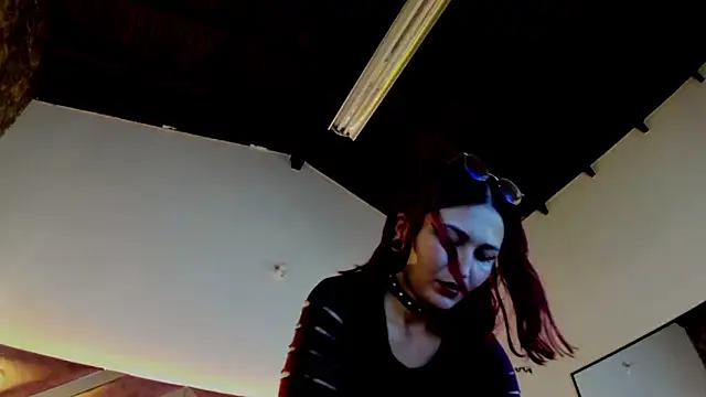 Snapshot of madame_ibby chatting on December 2025 12:55:01 PM madame ibby online show from December 2025 12:55:01 PM