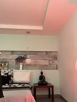 Snapshot of Alisha-Bond chatting on February 2025 02:37:01 AM Alisha-Bond online show from February 2025 02:37:01 AM