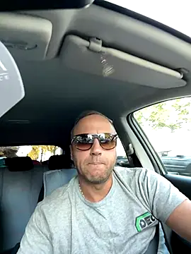 Snapshot of Lecatore80 chatting on October 2025 03:52:01 PM Lecatore80 online show from October 2025 03:52:01 PM