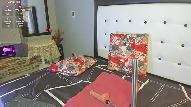 valeria hurtado online show from February 2025 01:54:02 AM