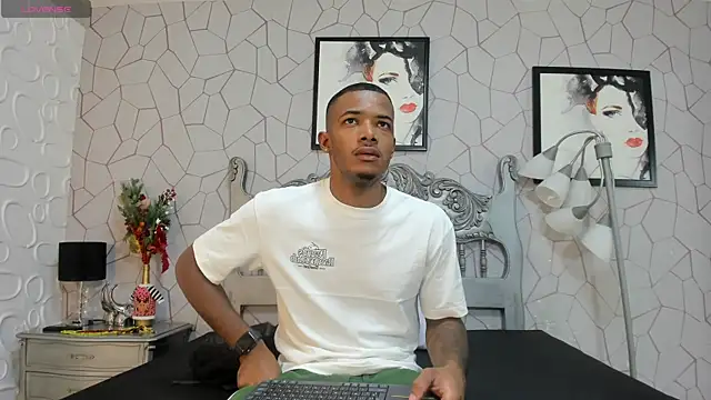 Snapshot of jackmacson chatting on January 2025 12:09:01 PM jackmacson online show from January 2025 12:09:01 PM