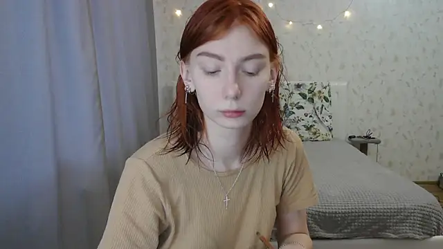 Snapshot of KateBunny chatting on January 2025 07:45:01 AM KateBunny online show from January 2025 07:45:01 AM