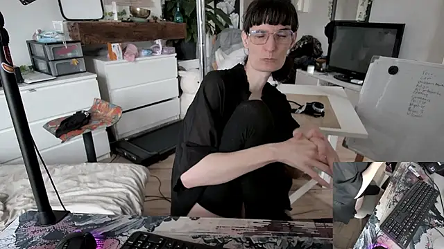 Snapshot of CeriseLapine chatting on January 2026 09:58:01 AM CeriseLapine online show from January 2026 09:58:01 AM