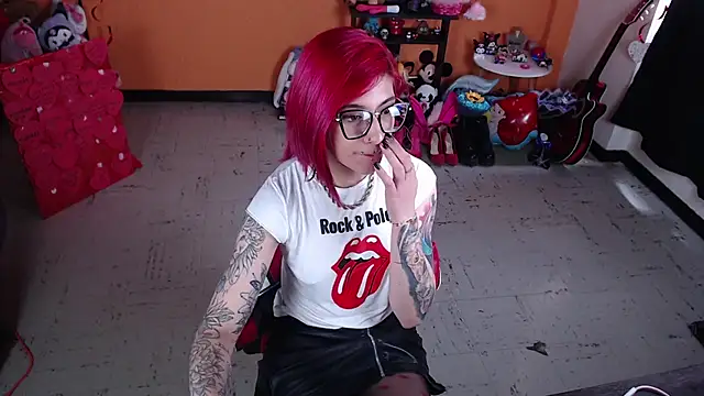 MissMiia2 online show from March 2025 05:03:02 PM