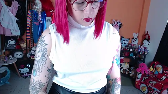 MissMiia2 online show from May 2026 11:26:02 AM